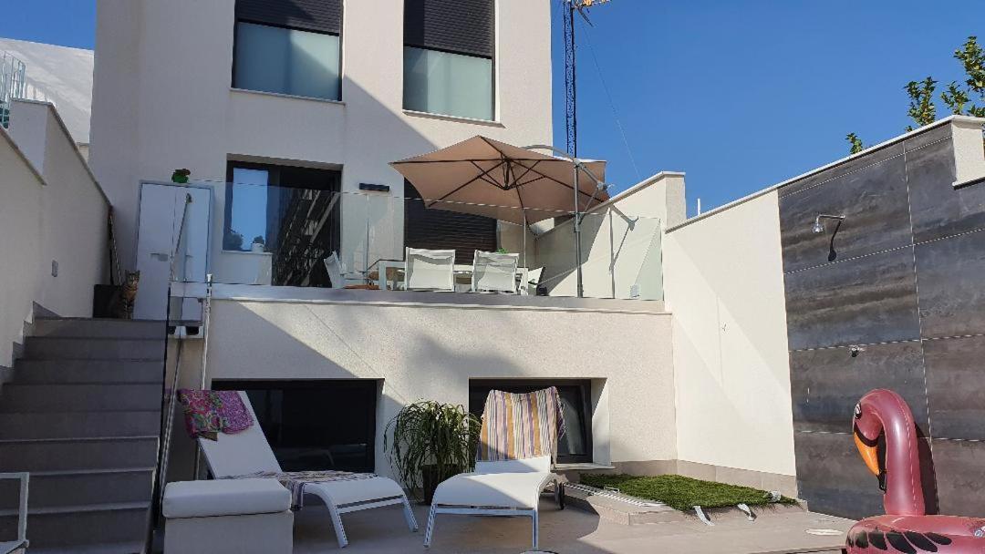 Chalet Con Piscina Privada En La Urb. De Puerto Rey Los Amarguillos Kültér fotó