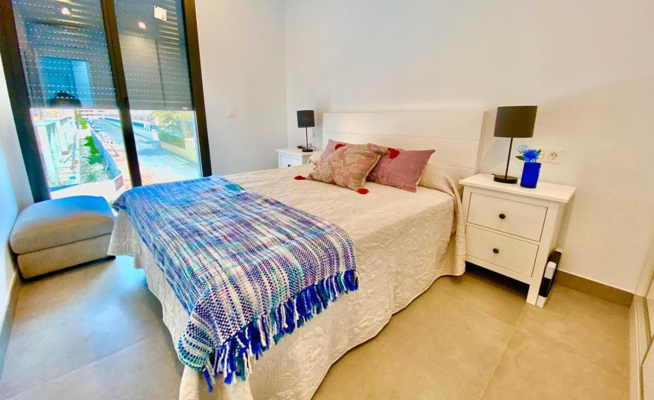 Chalet Con Piscina Privada En La Urb. De Puerto Rey Los Amarguillos Kültér fotó