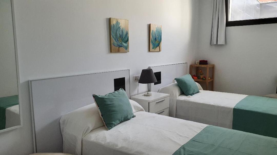 Chalet Con Piscina Privada En La Urb. De Puerto Rey Los Amarguillos Kültér fotó